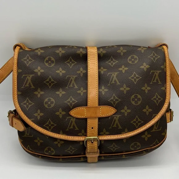 ❌SOLD❌Authentic Louis Vuitton monogram Saumur 30 - Picture 8 of 17